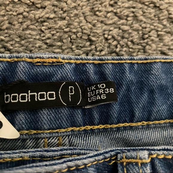 Boohoo petite high rise distressed boyfriend jeans medium wash - Picture 4 of 4